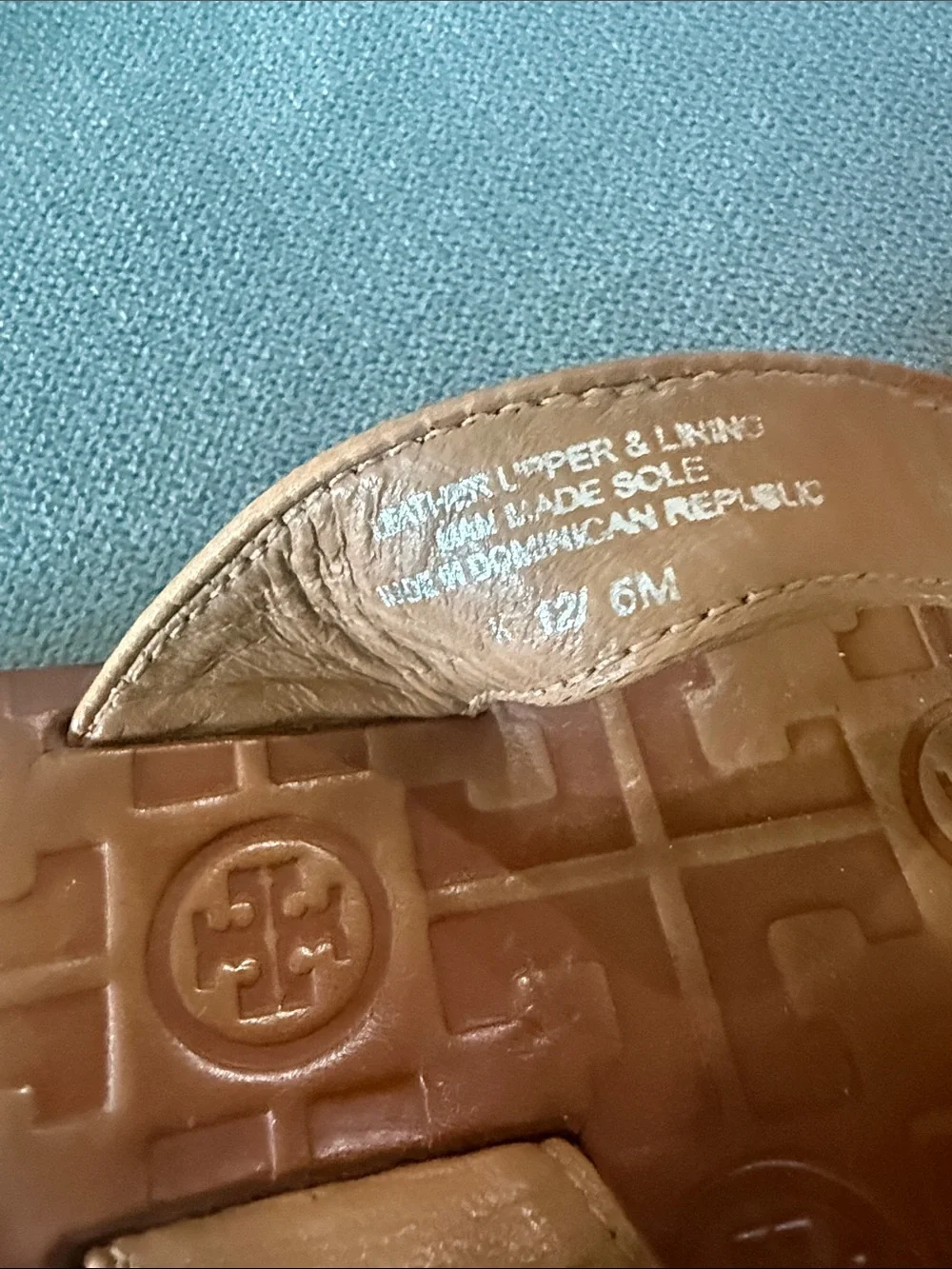 Tory Burch Leather Logo Flip Flops - Cognac/Tan